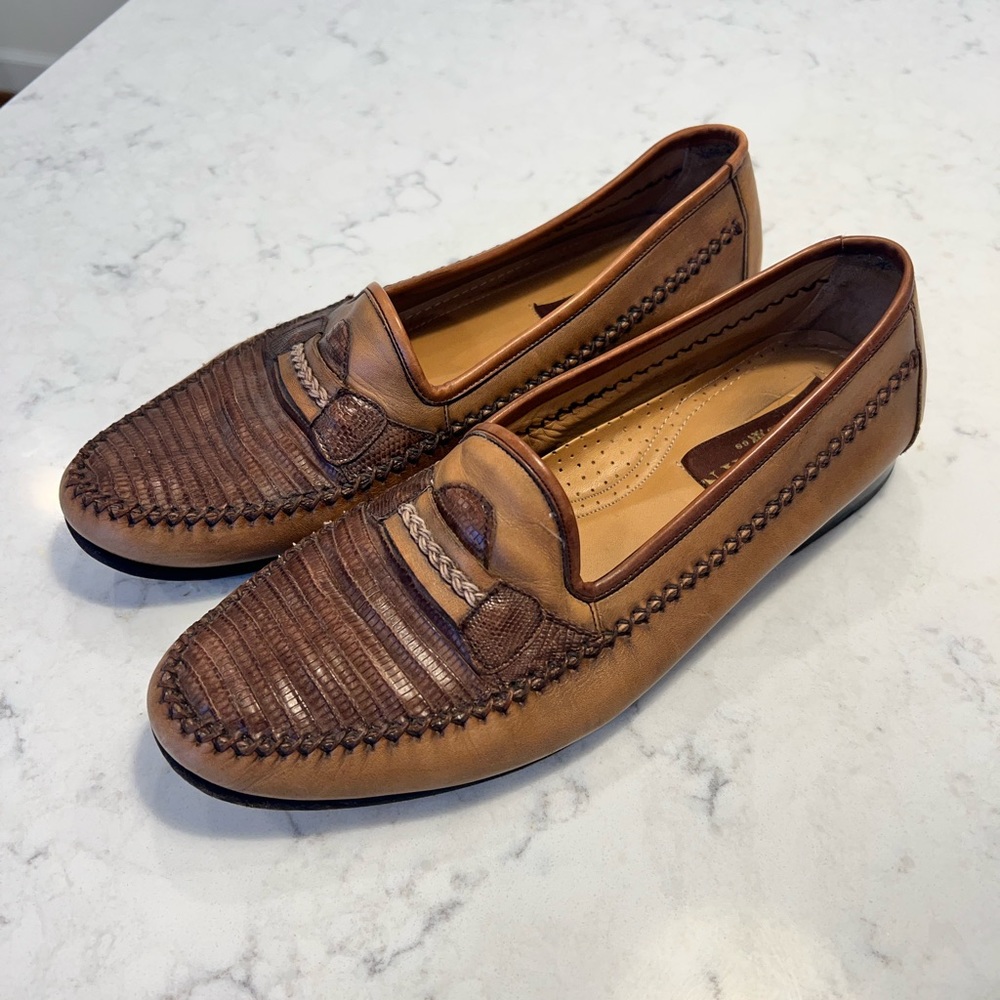 Men’s Mezlan Genuine Lizard Loafers. Size 9.5.